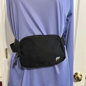 Fabletics The Belt Bag, Quick Dry, Zip Pockets